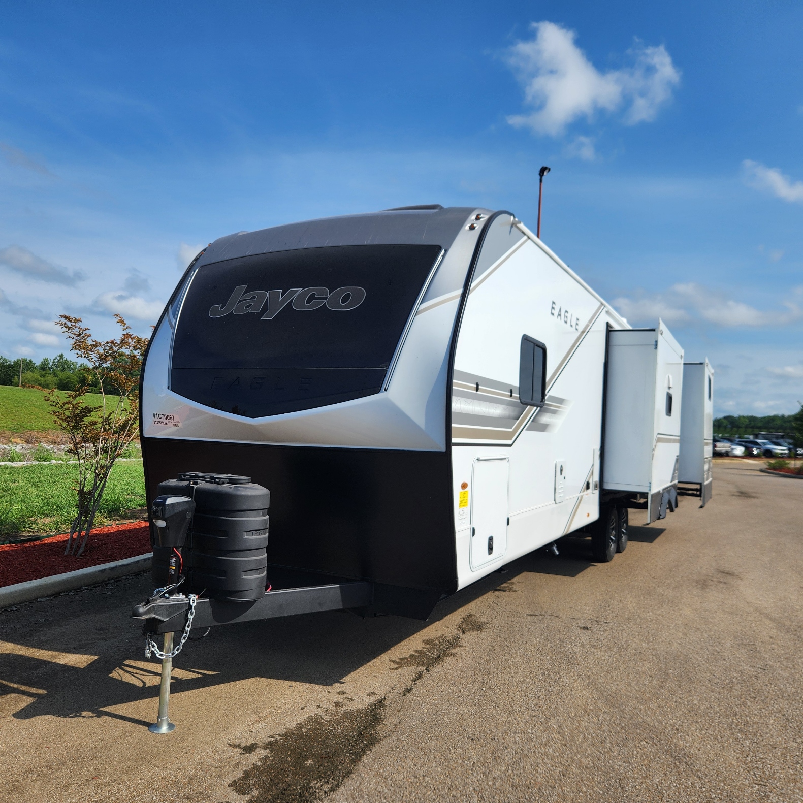 2027 JAYCO EAGLE 312BHOK - Image 2