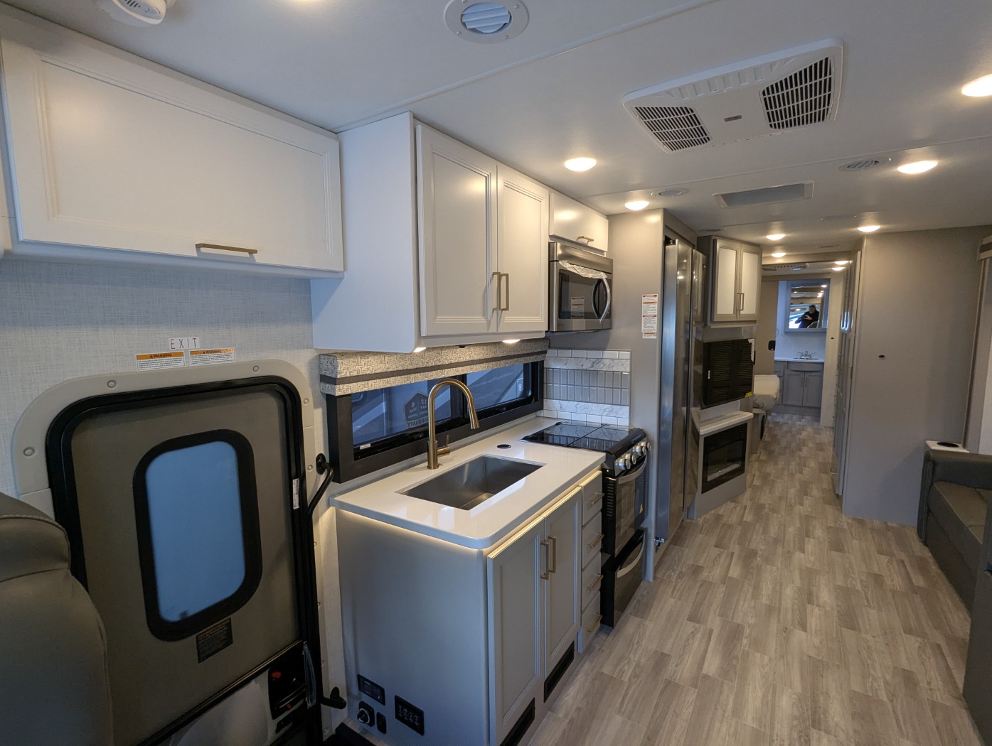 2026 Thor Motor Coach Windsport 35G - Image 12