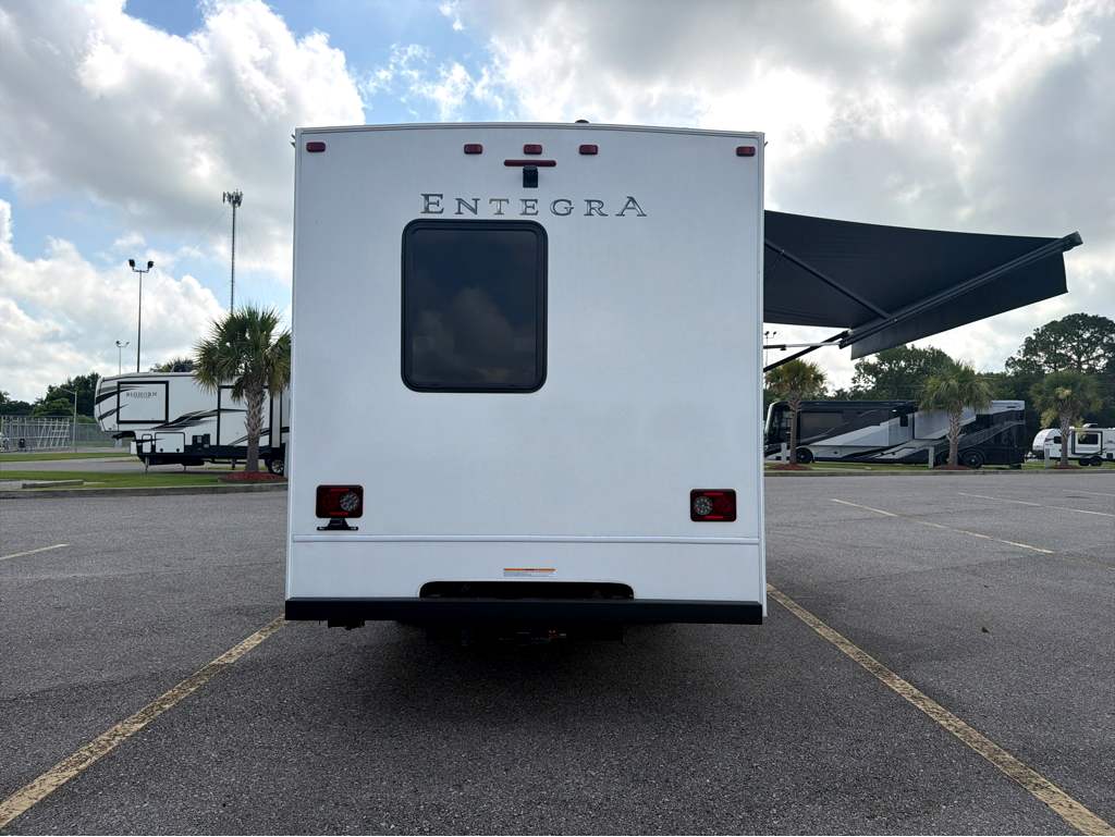 2027 ENTEGRA COACH ODYSSEY SE 22C - Image 7