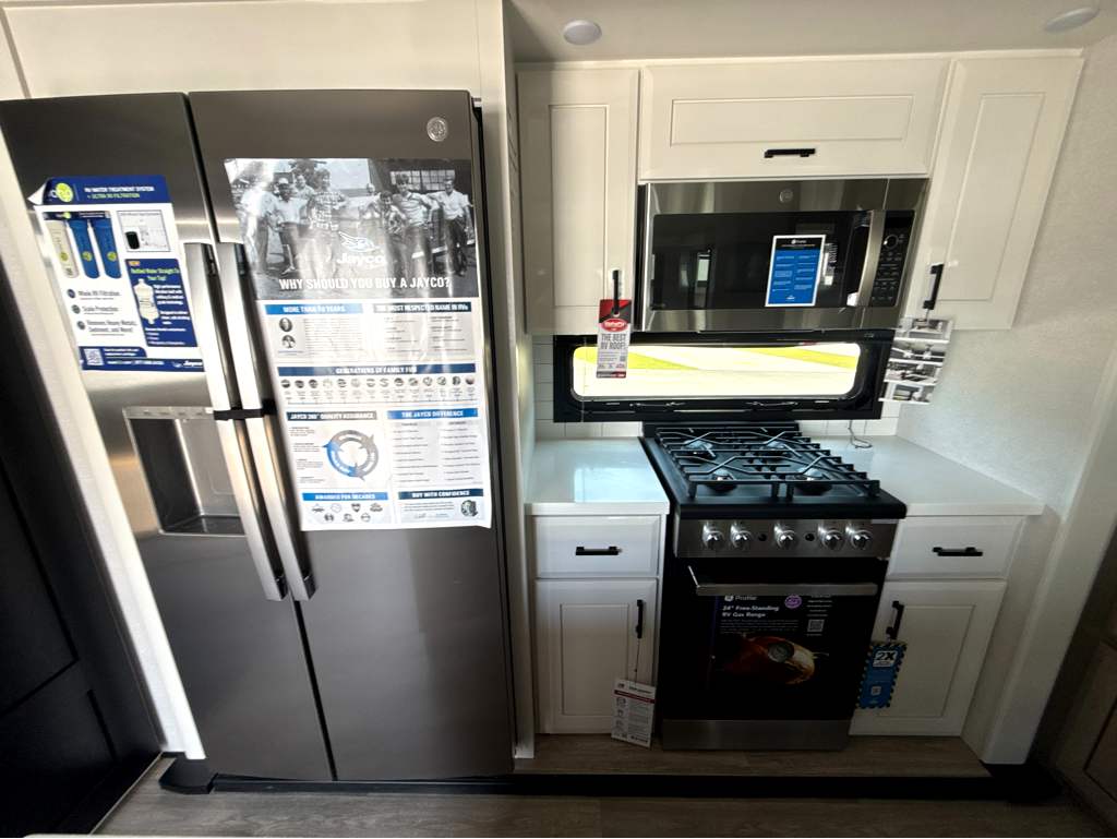 2027 JAYCO PINNACLE 39FLOK - Image 15