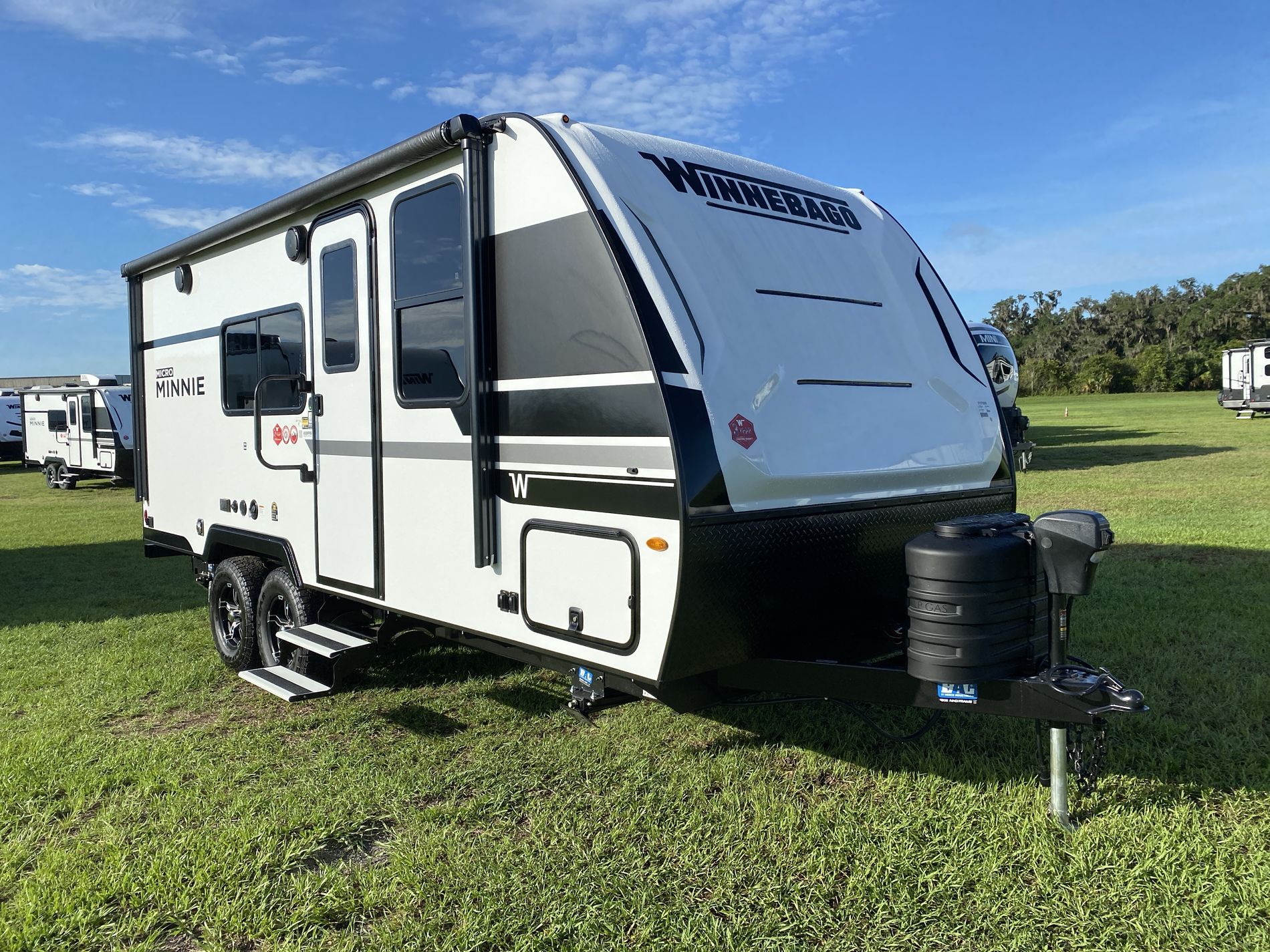 2025 Winnebago Micro Minnie