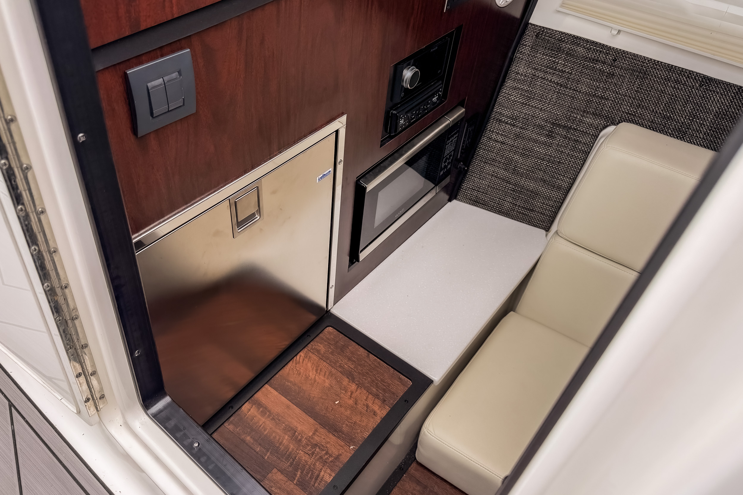 2022 Monterey 378SS - Image 32