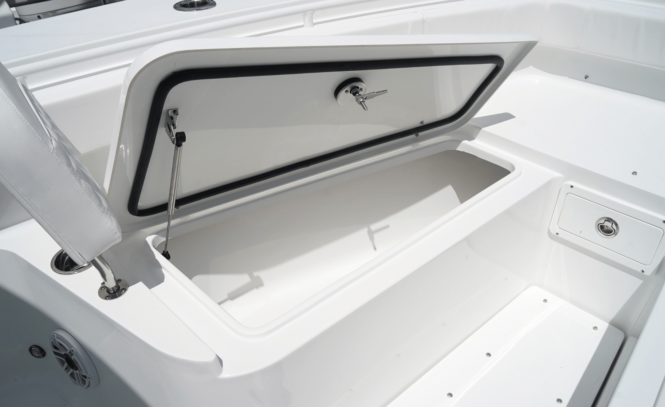 2027 SEA HUNT ULTRA 305SE - Image 67