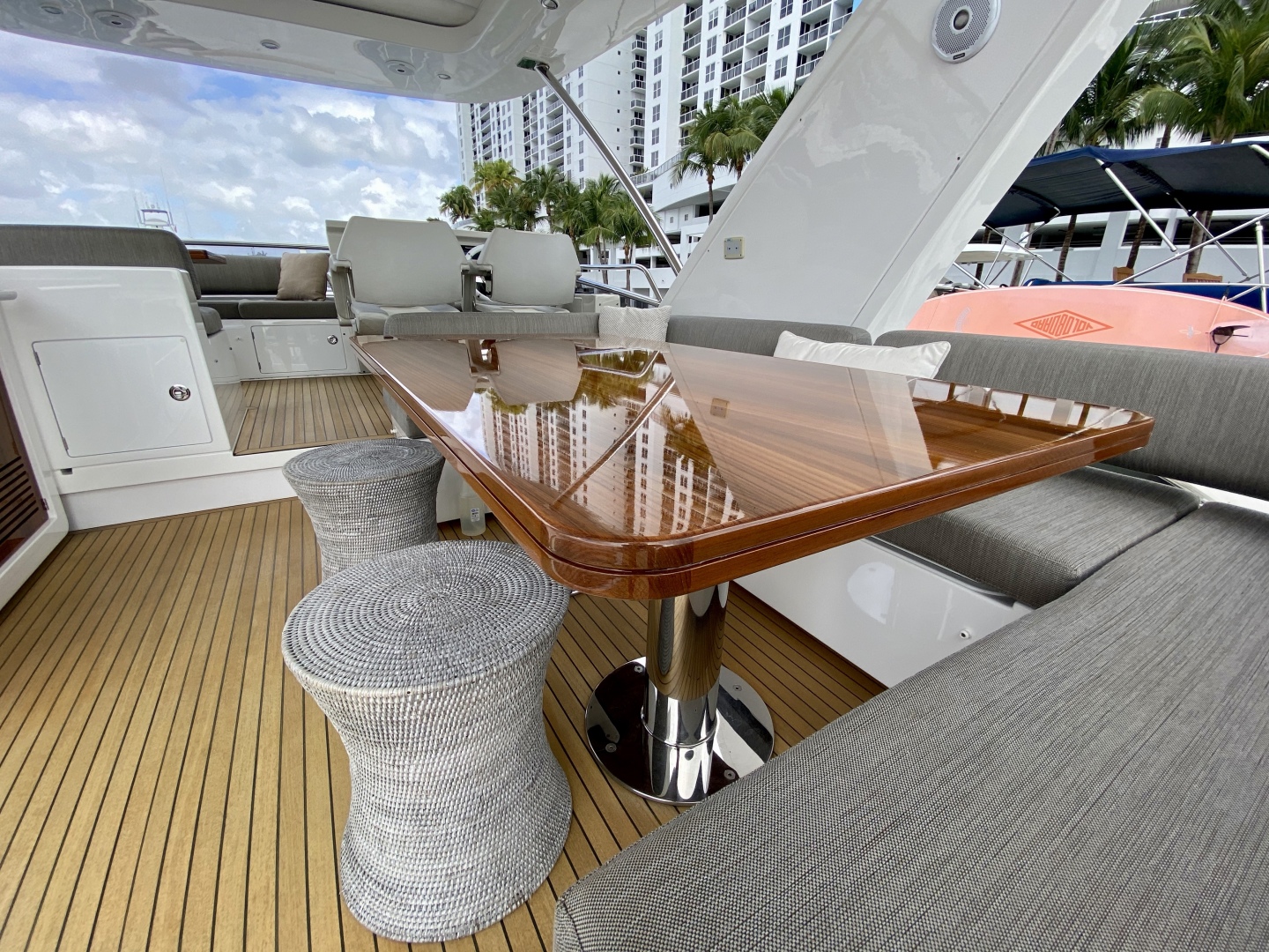 2018 Azimut Flybridge - Image 55