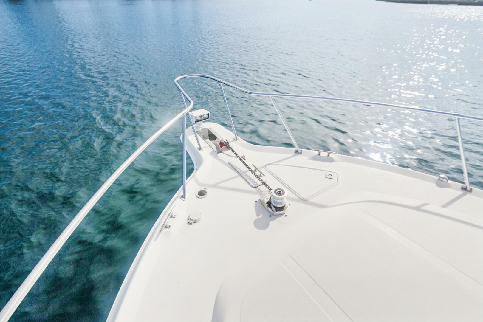 2000 Sea Ray 370 Express Cruiser - Image 63