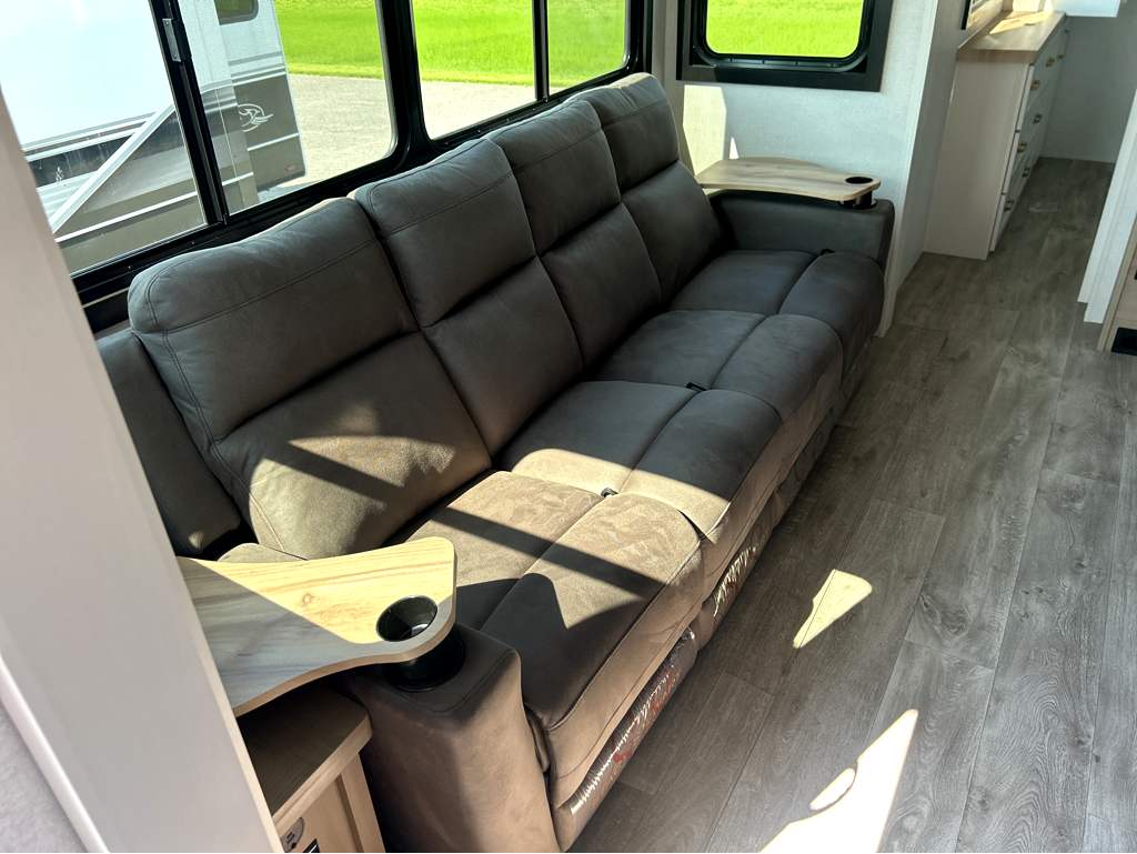 2026 JAYCO EAGLE 367TBTS - Image 10