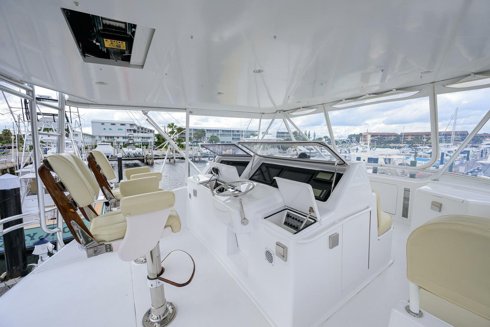 2004 Viking 56 Convertible - Image 16