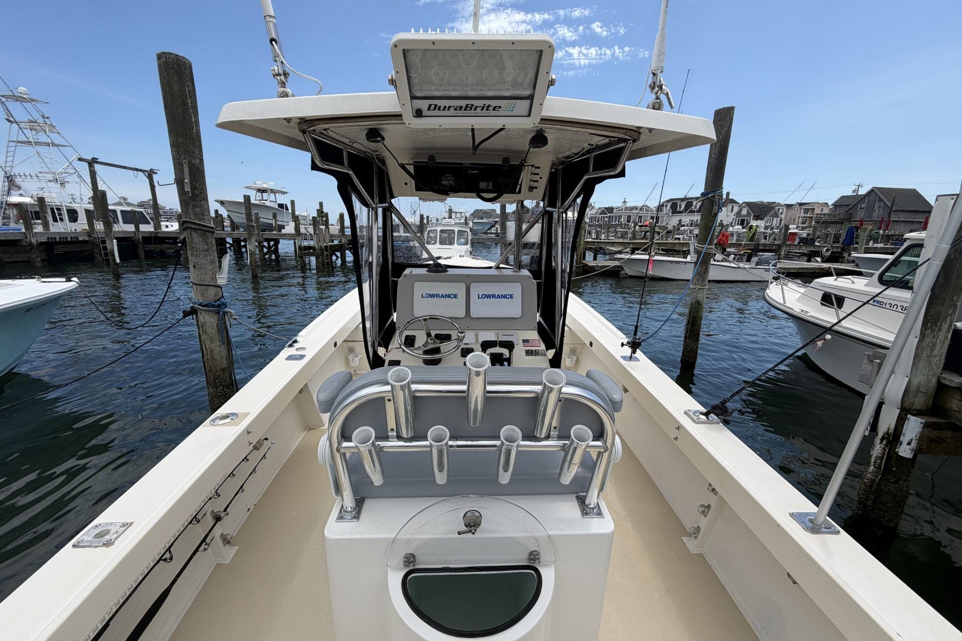1999 Parker 2501 Center Console - Image 3