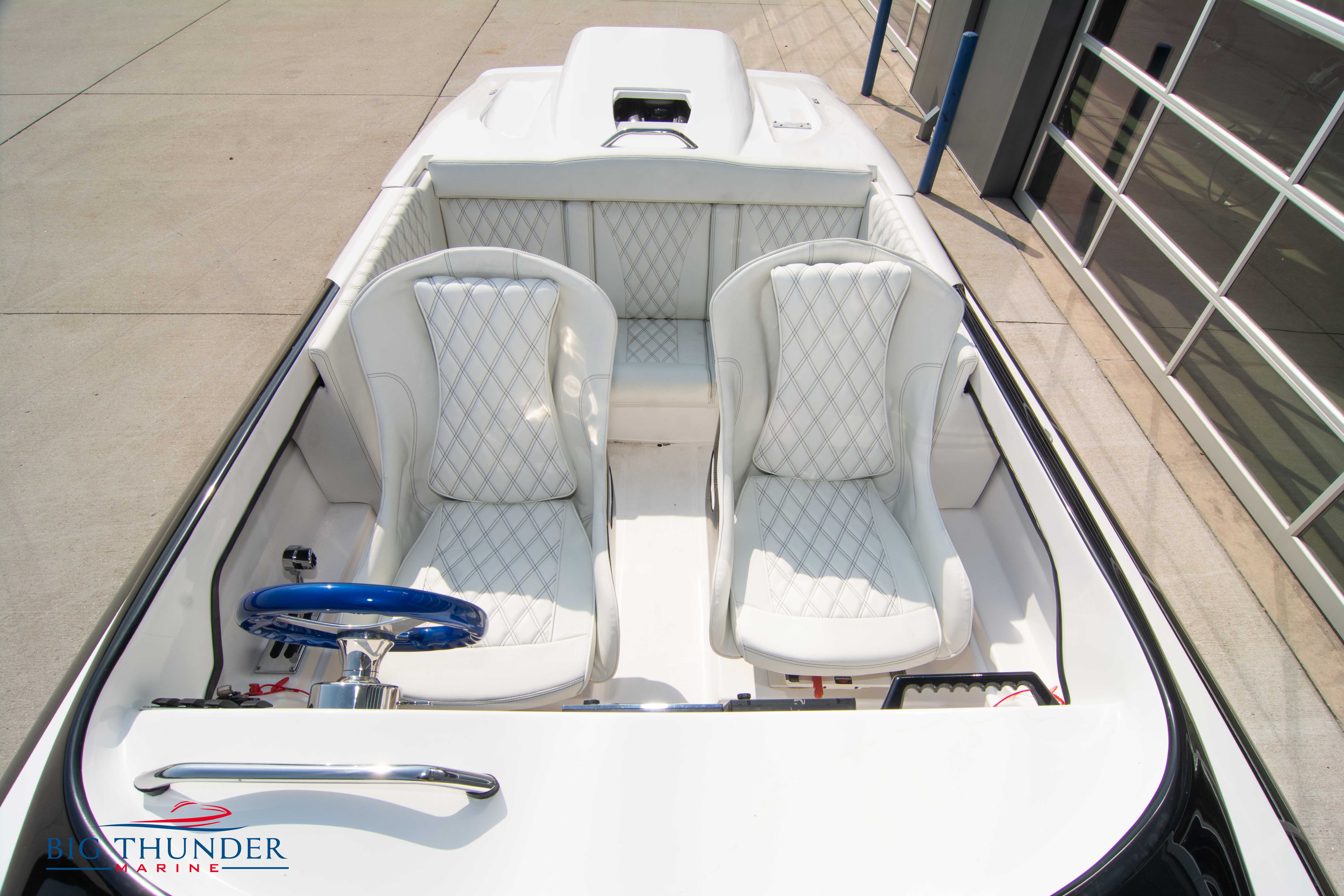 2019 Spectre Screaming Eagle 22 Talon - Image 20