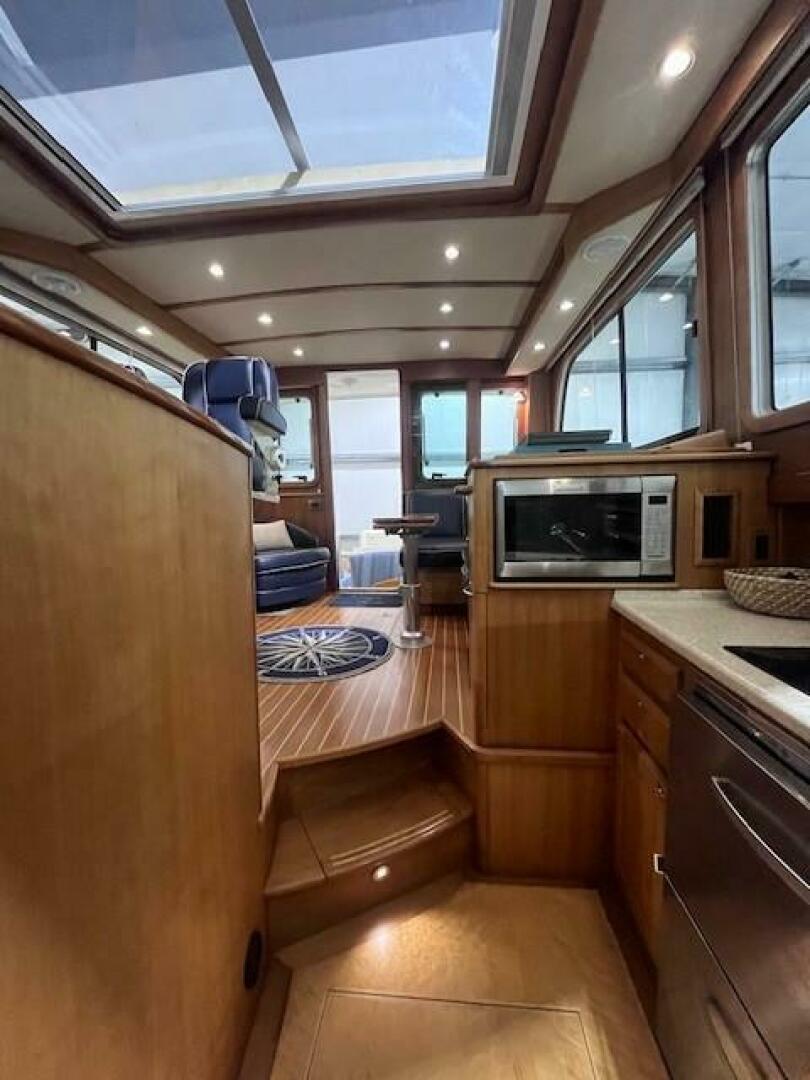 2011 Sabre 40 Sedan - Image 29