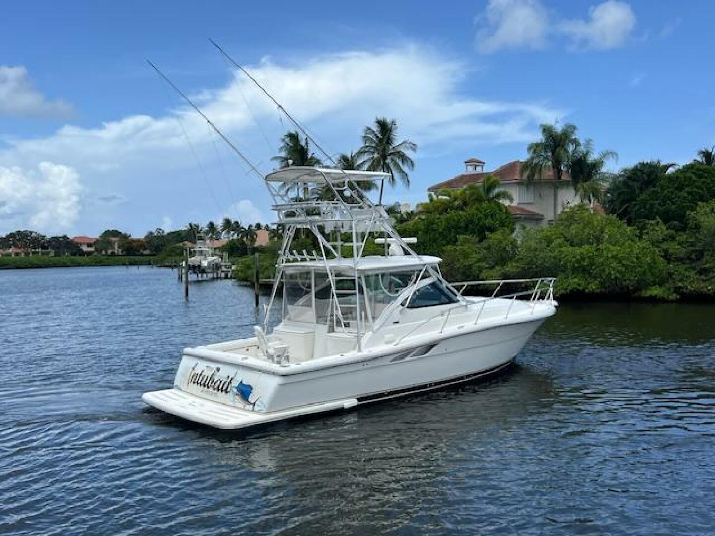 2003 Tiara Yachts 3800 Open - Image 18