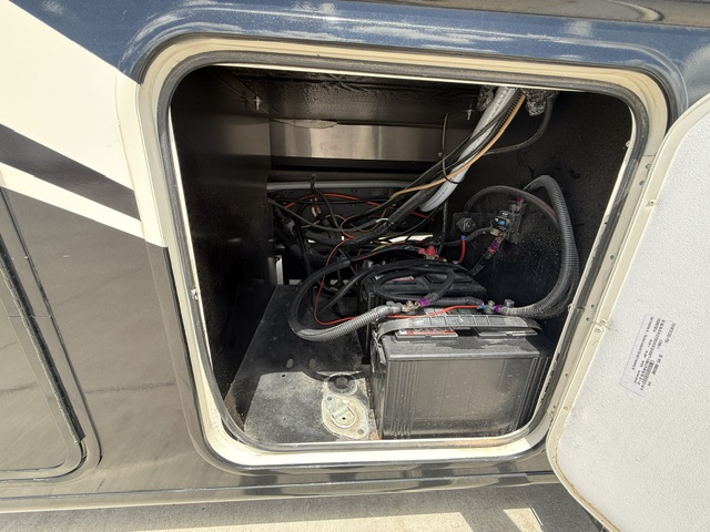 2023 Thor Motor Coach Windsport 31C - Image 5