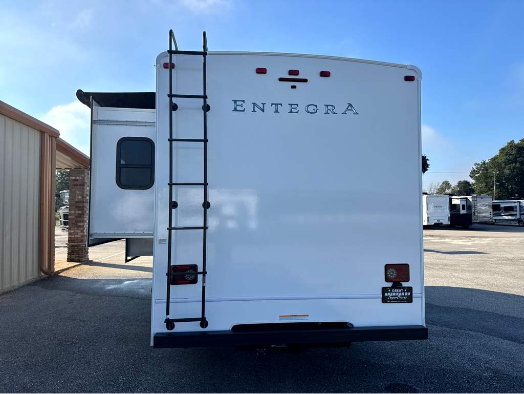 2027 ENTEGRA COACH ODYSSEY 24B - Image 6