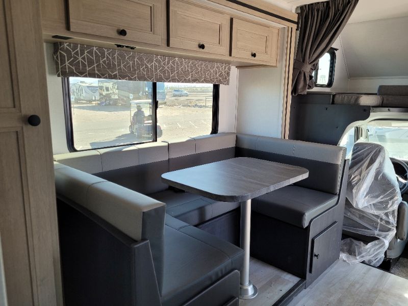 2026 Forest River Sunseeker 2500TSF - Image 23