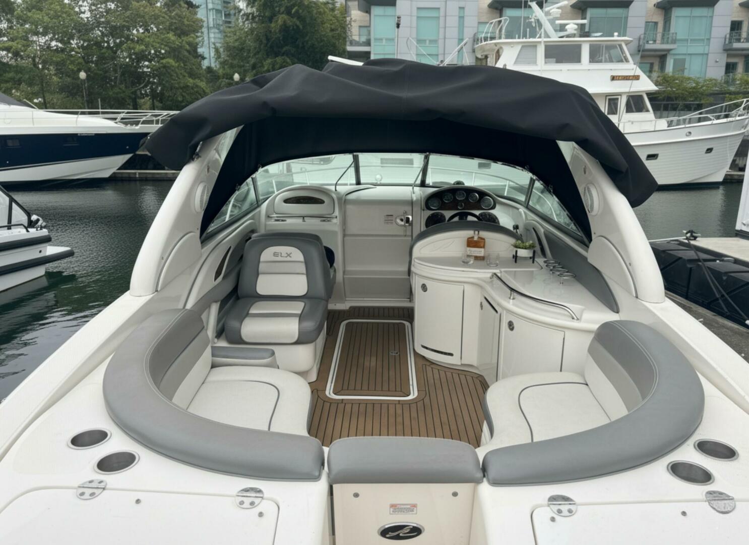 2007 Sea Ray 29SLX with cuddy cabin - Image 6