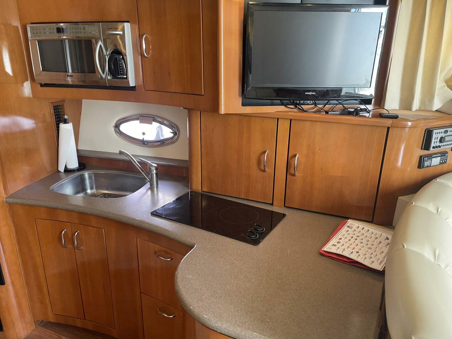 2006 Carver 36 Mariner - Image 37