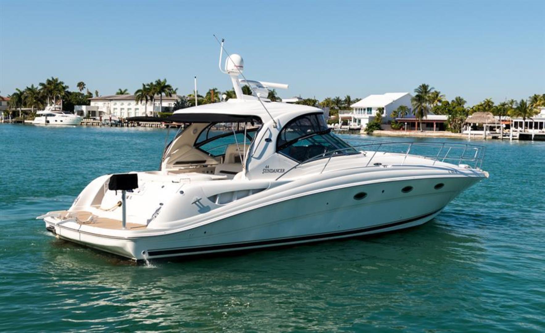 2004 Sea Ray 420 Sundancer - Image 7