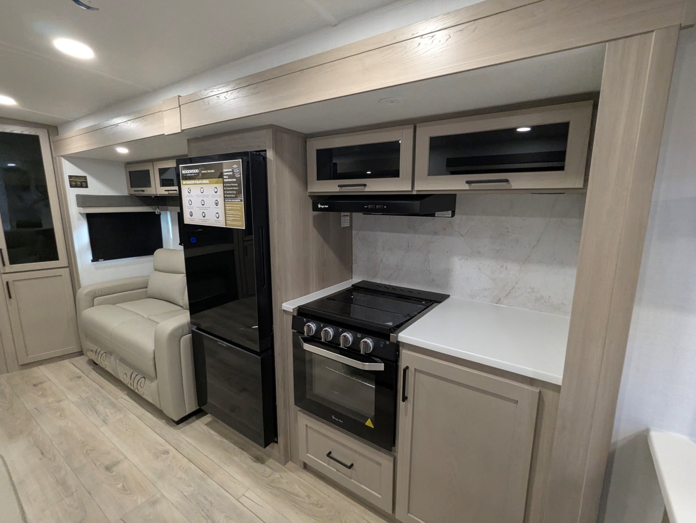 2026 Forest River Rockwood Ultra Lite 2908SRL - Image 20
