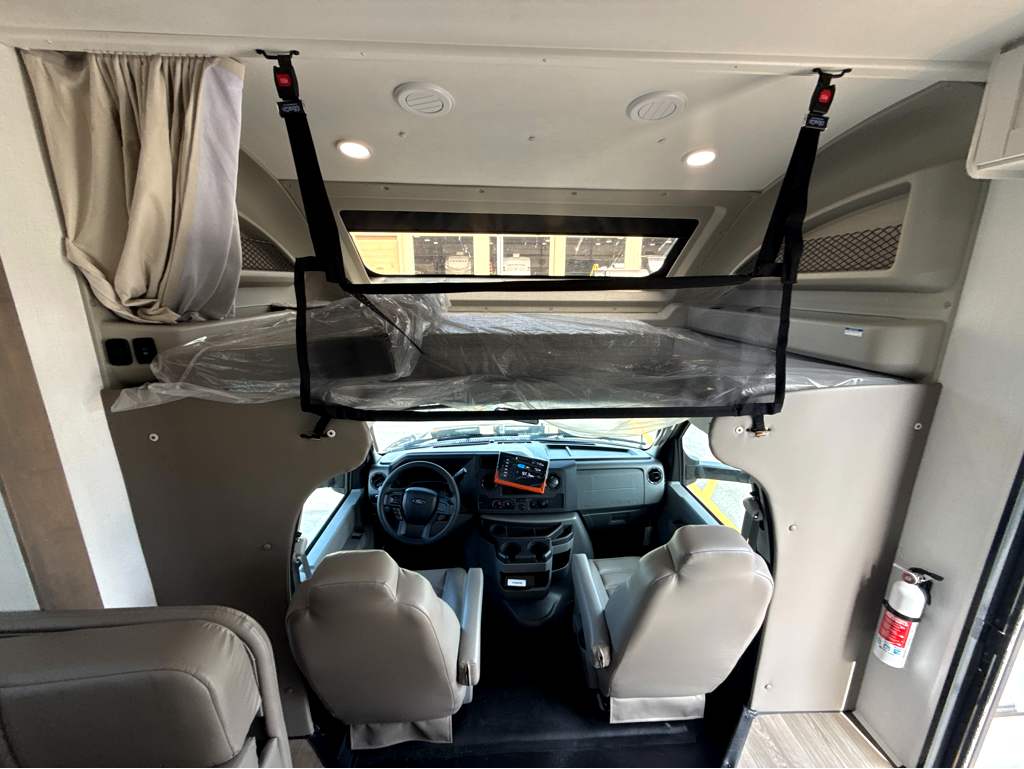2027 ENTEGRA COACH ODYSSEY 30Z - Image 12