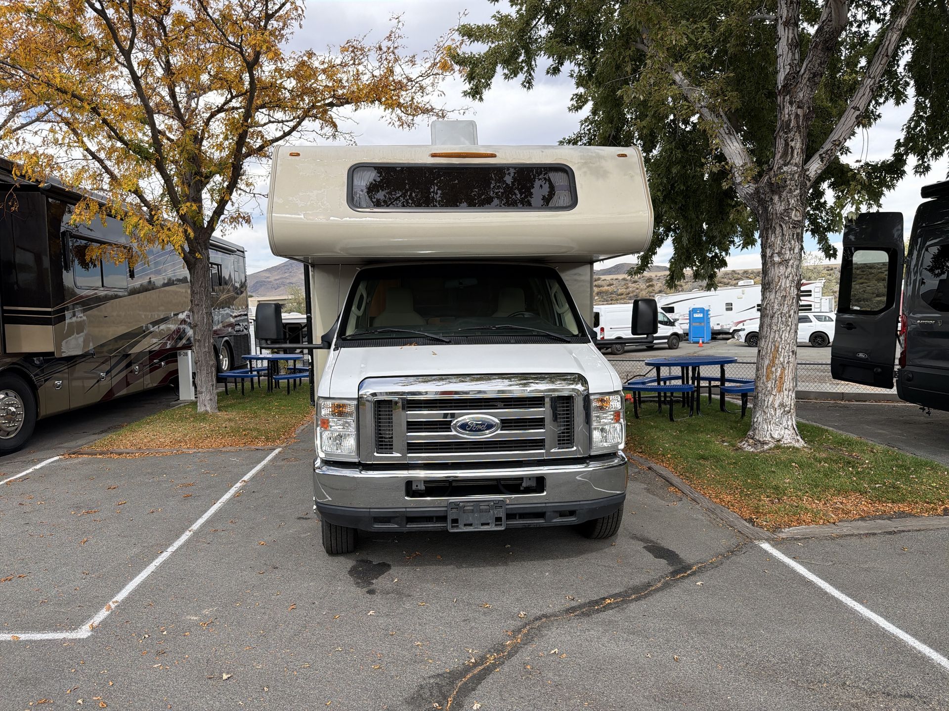 2019 Coachmen Leprechaun 230CB - Image 2
