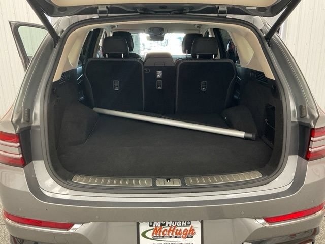 2024 Genesis GV80 Utility 4D Advanced AWD I4 - Image 28