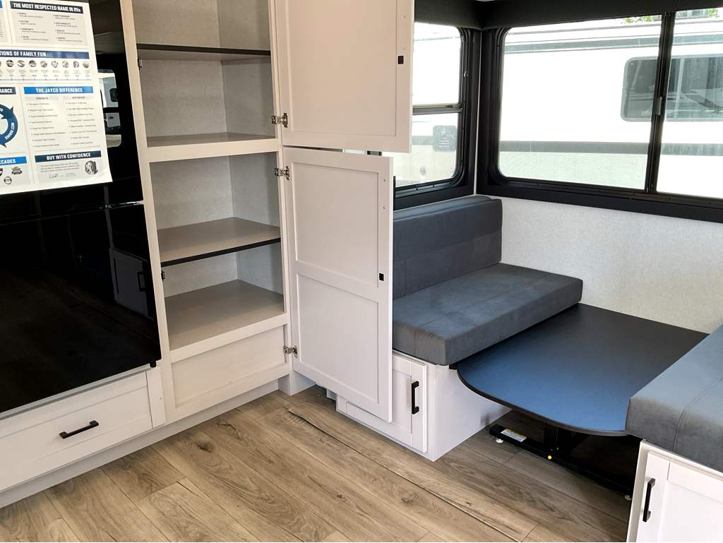 2026 JAYCO Jay Feather 30RKB - Image 14