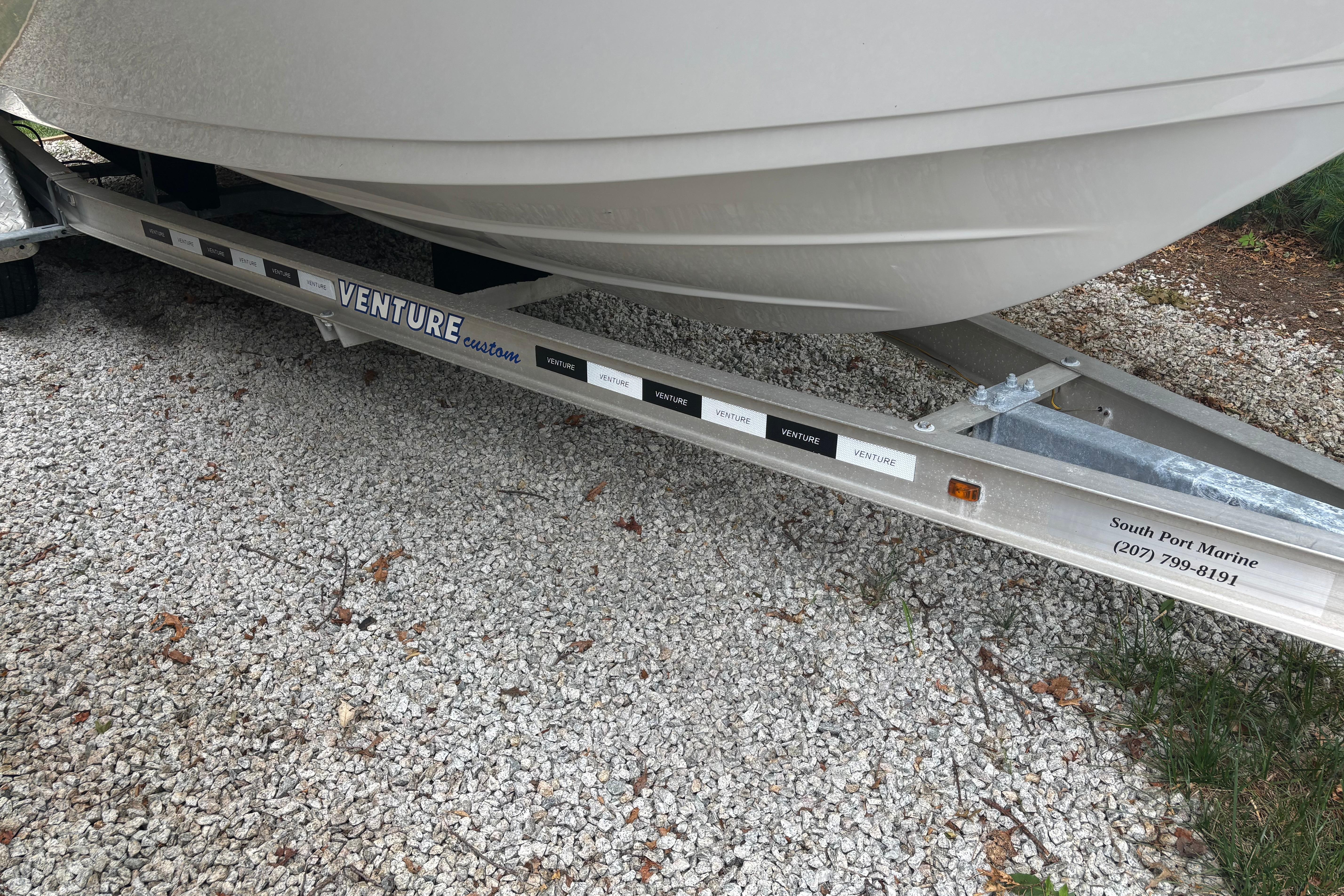 2022 Sea Pro 239 Center Console - Image 15