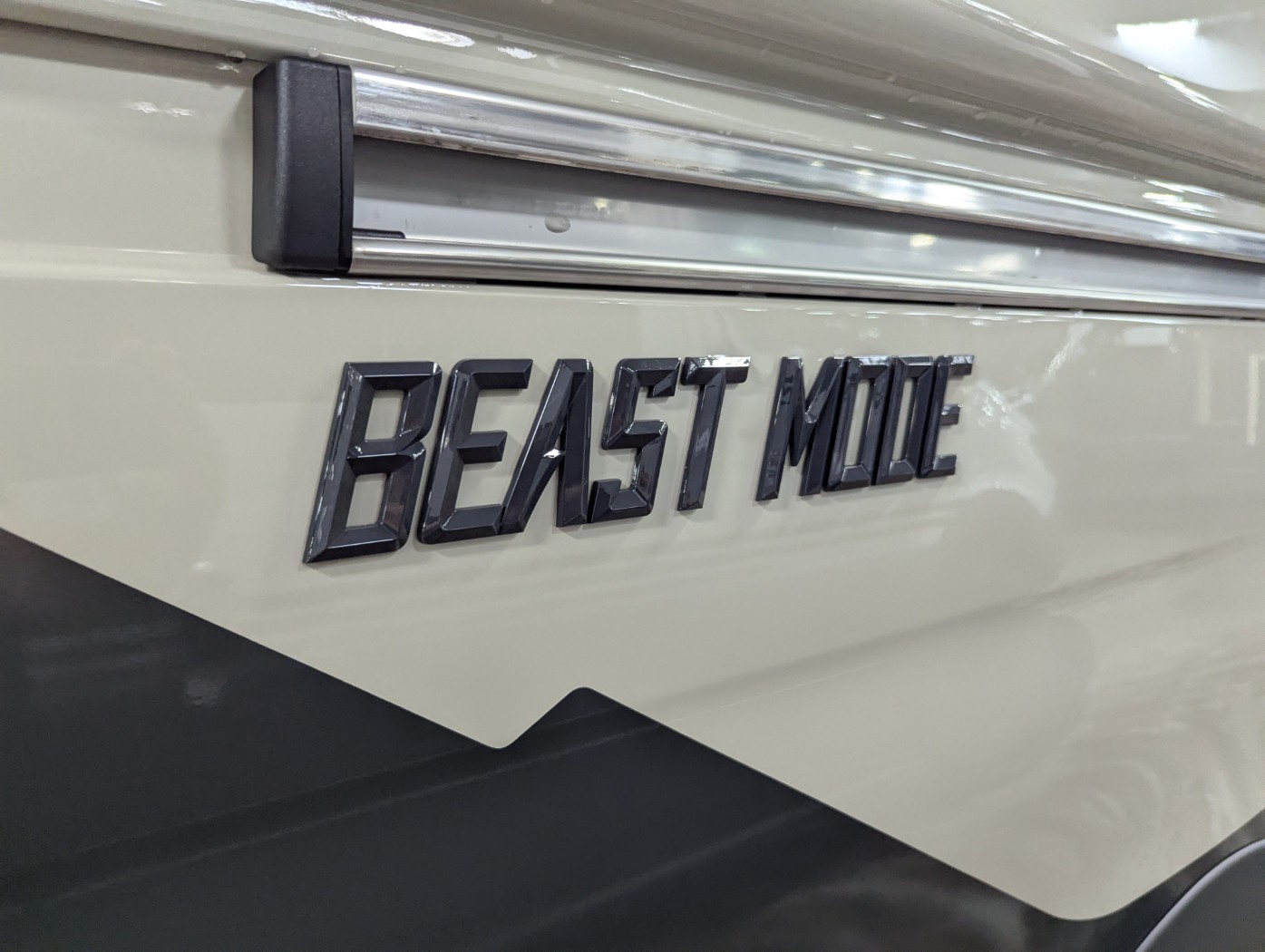 2025 Storyteller Overland Beast Mode XO - Image 7