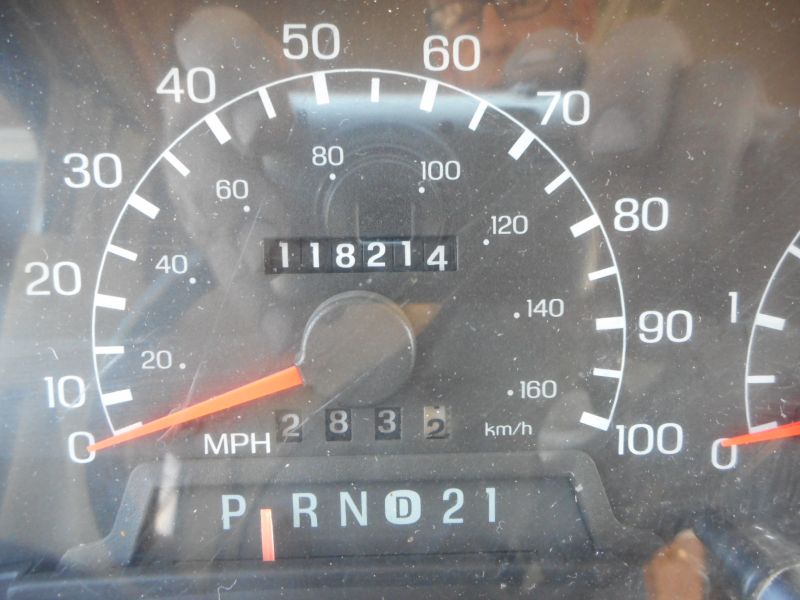 2001 Fleetwood Bounder 36S - Image 5