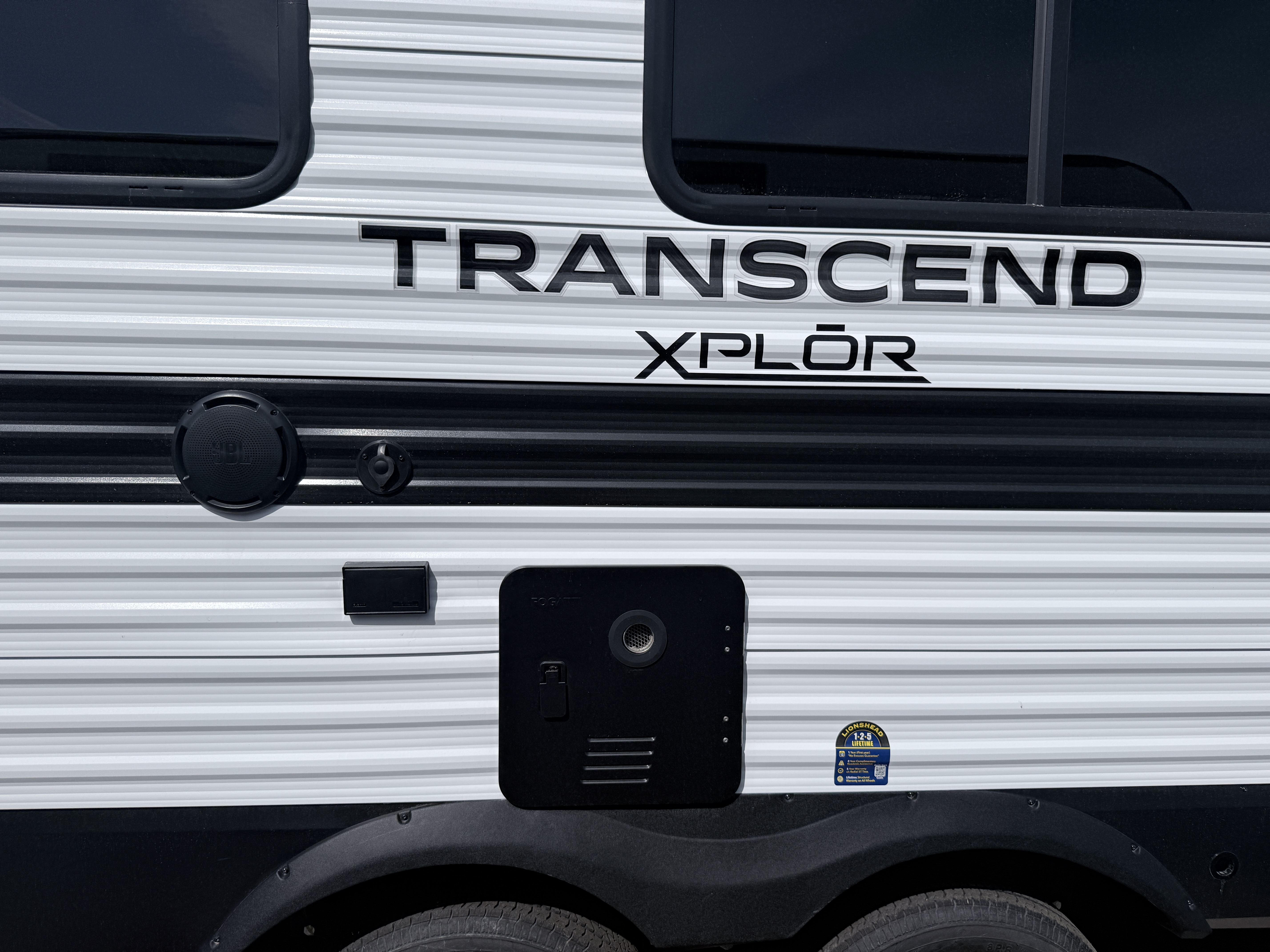 2026 GRAND DESIGN TRANSCEND 26RBX - Image 13