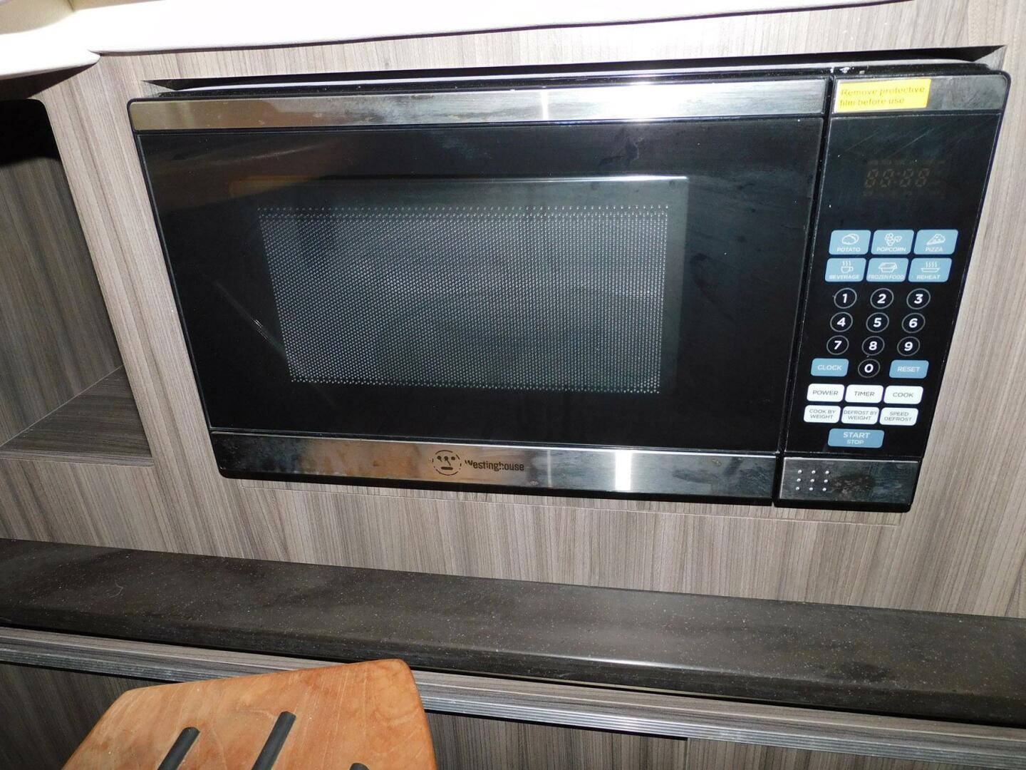 2018 Sea Ray Sundancer 320 - Image 8