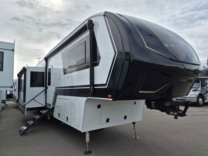 2026 Brinkley RV Model Z 3515 - Image 1