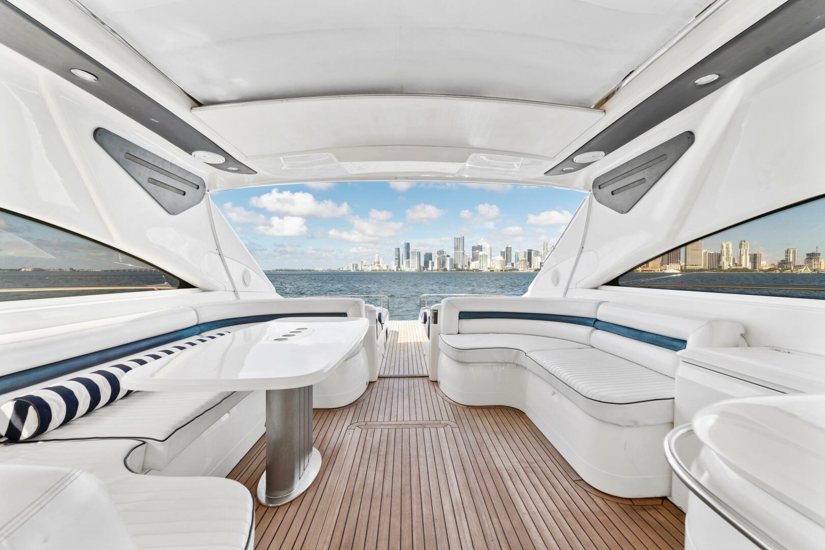 2002 Princess V65 - Image 8