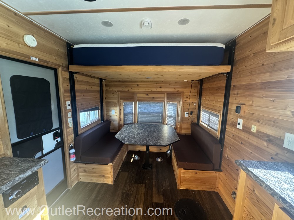 2020 ICE CASTLE RV EXTREME 8X22 - Image 7