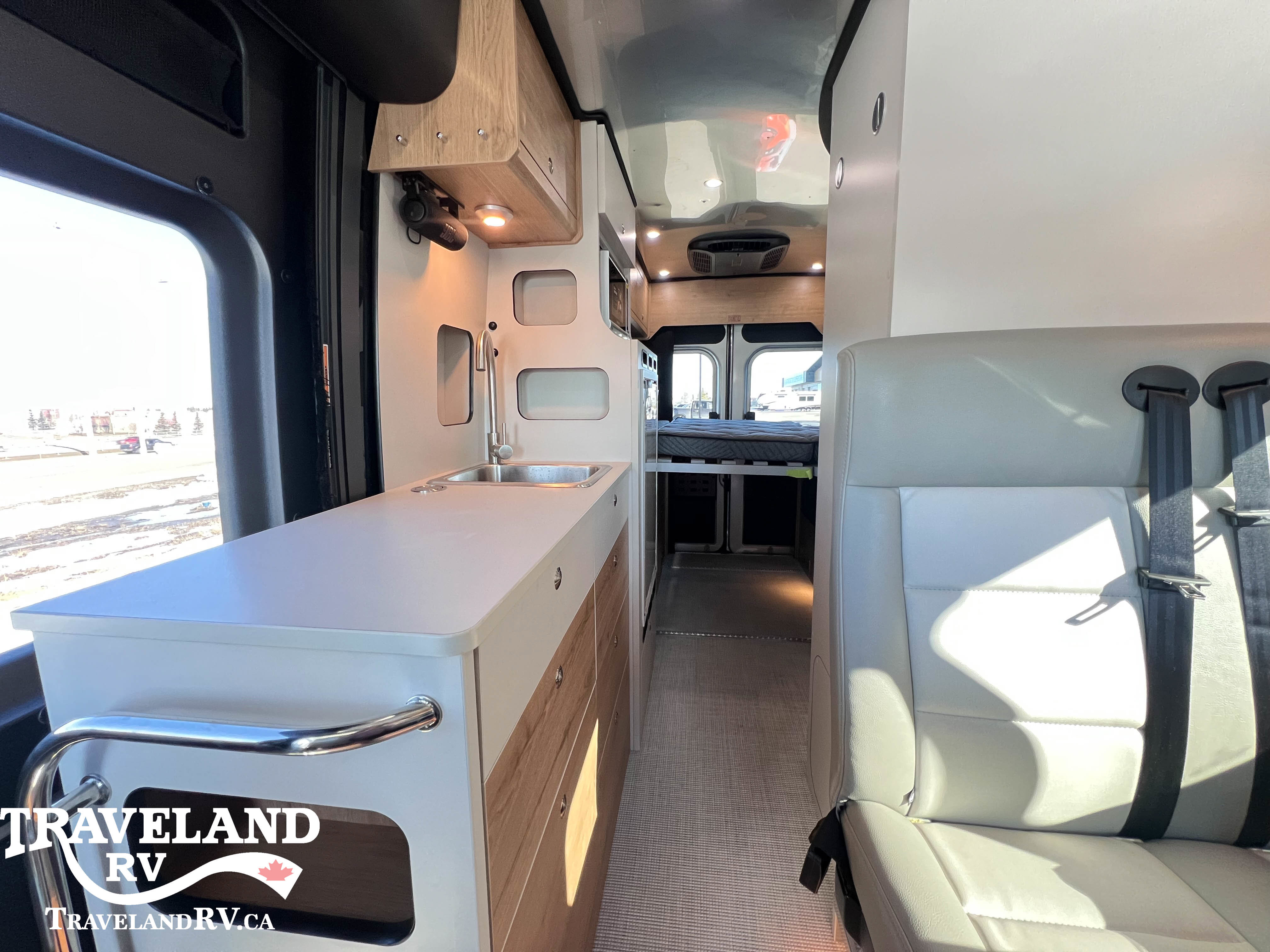 2025 Airstream Rangeline Base - Image 20