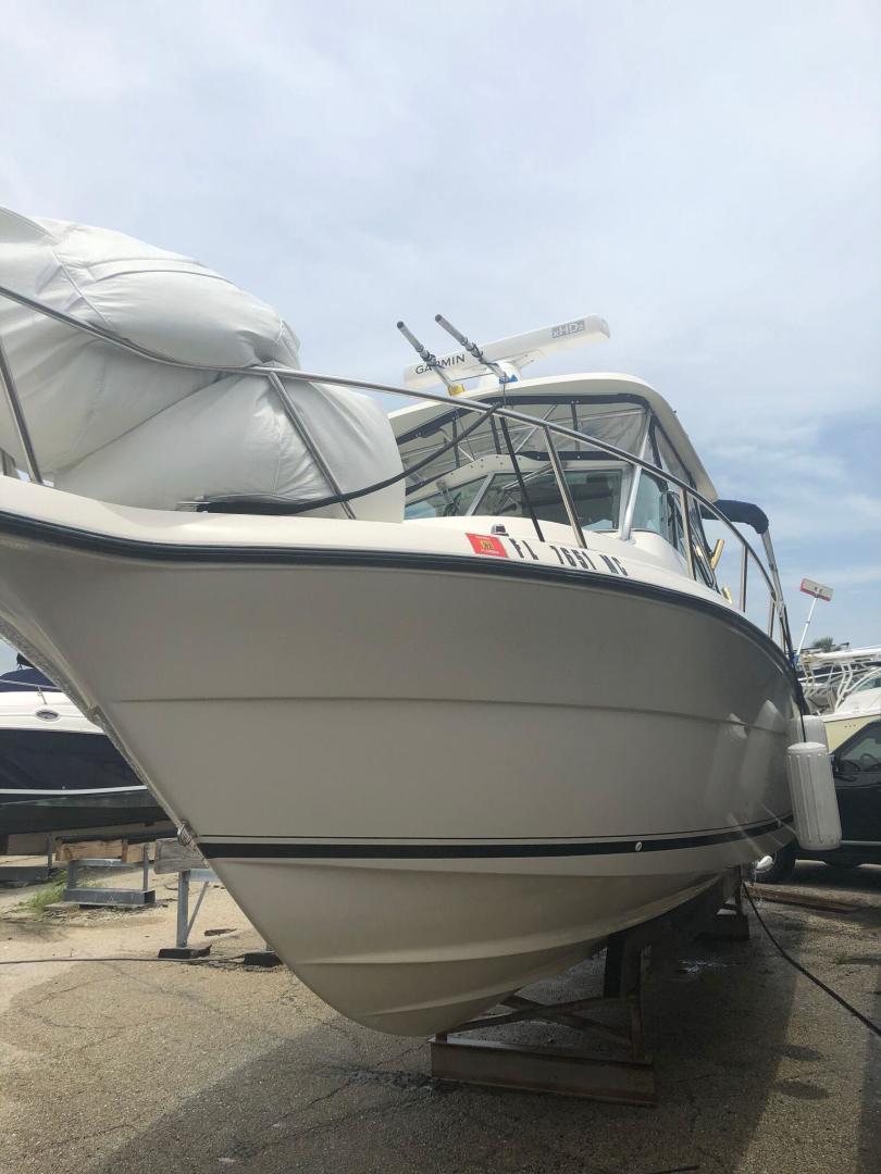 2003 Pursuit 2870 Walkaround - Image 2