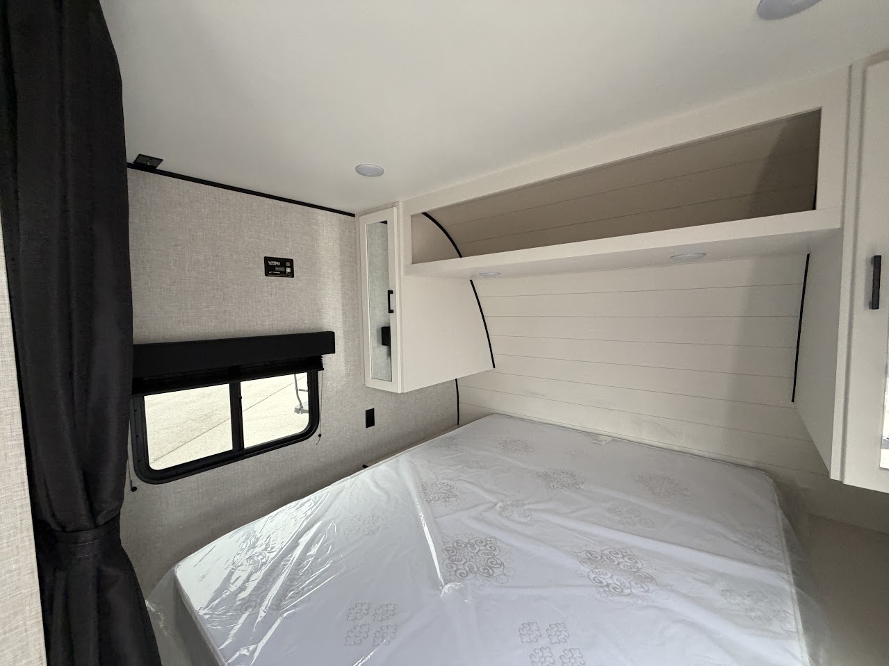 2025 Jayco Jay Flight SLX 210QB - Image 8