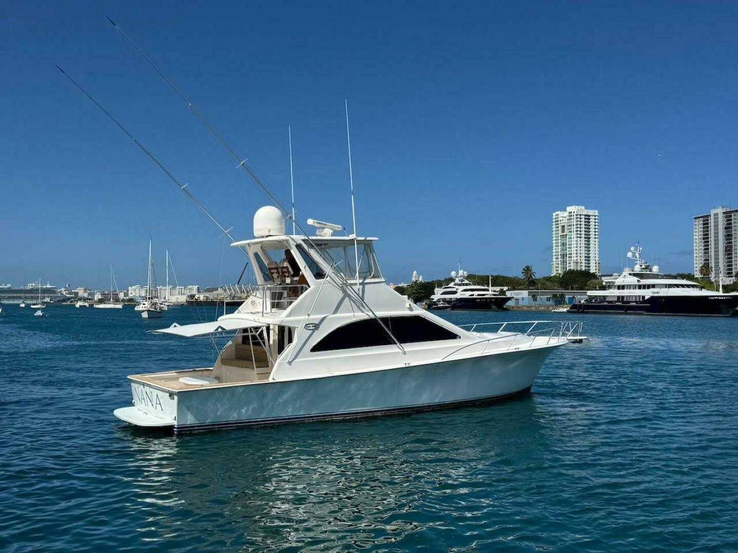 2000 Ocean Yachts 48 Convertible - Image 10