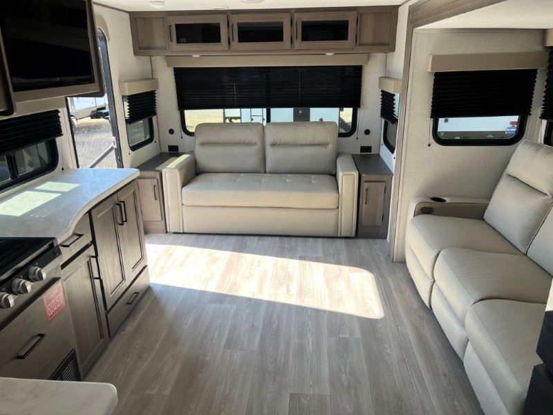 2026 Grand Design Transcend 245RLT - Image 13