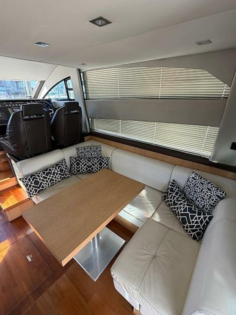 2015 Fairline Squadron 42 - Image 19