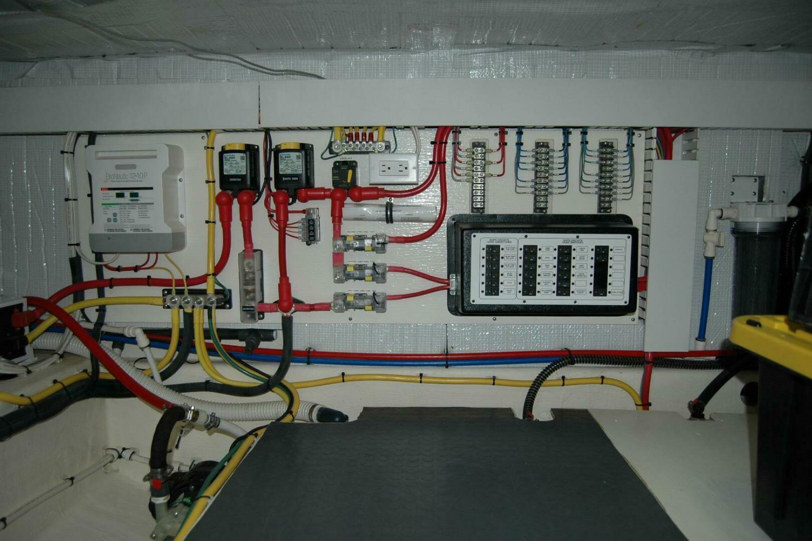 2019 Sabre 38 Salon Express - Image 121