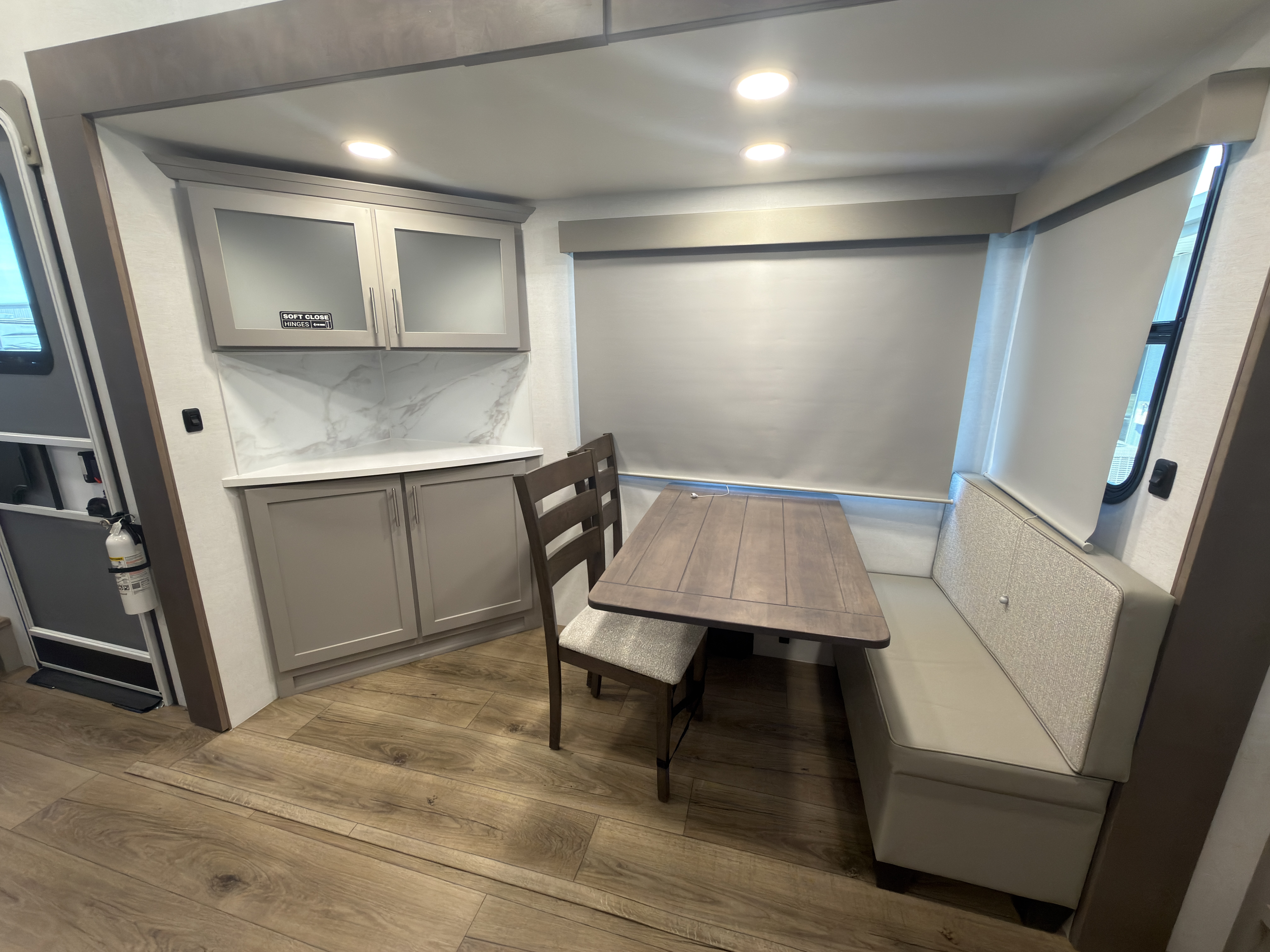 2026 Alliance RV Avenue 25RL - Image 12
