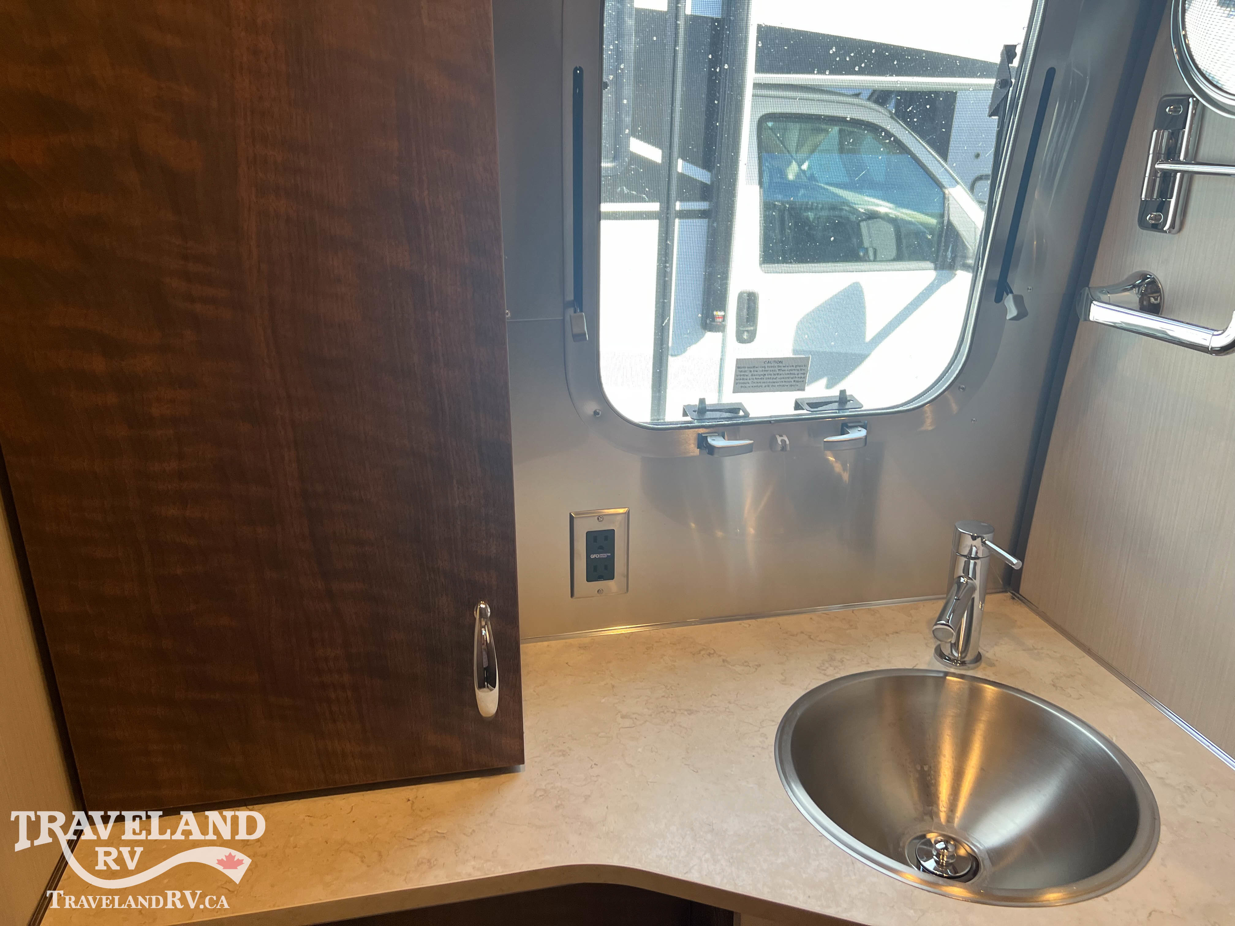 2026 Airstream Globetrotter 25FB - Image 24