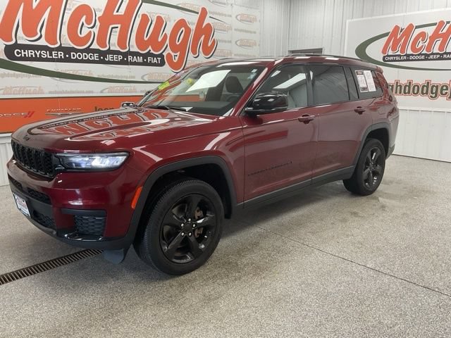 2023 Jeep Grand Cherokee L Utility 4D Altitude 4WD - Image 1
