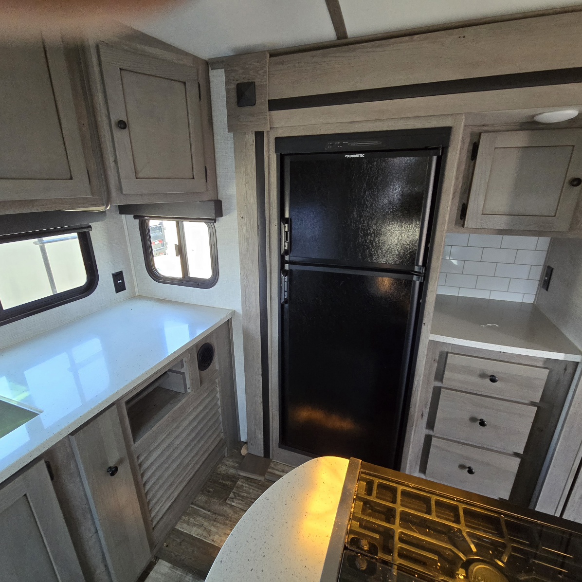 2019 Keystone Outback 300ML - Image 13