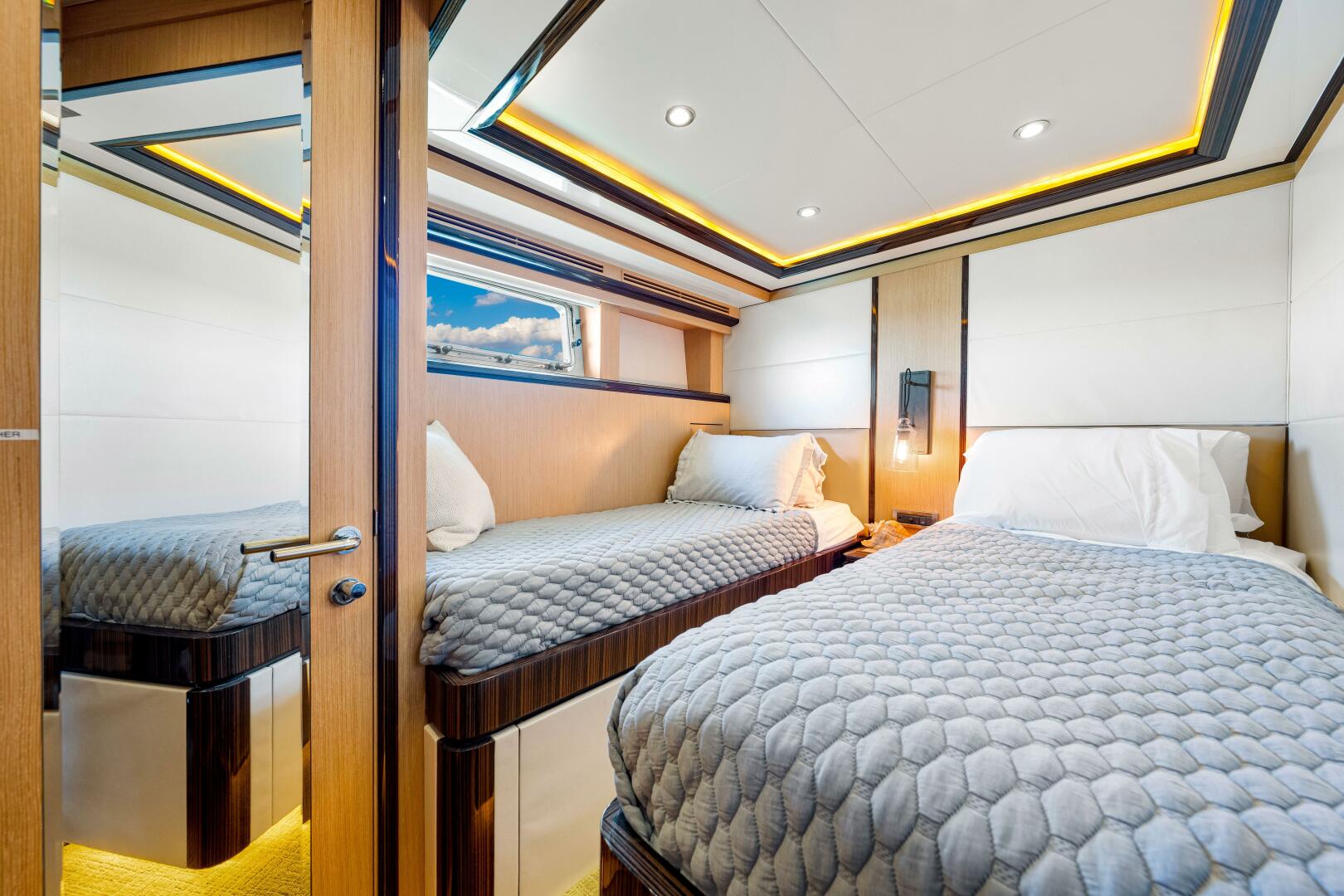 2010 Ocean Alexander 83 Motor Yacht - Image 39