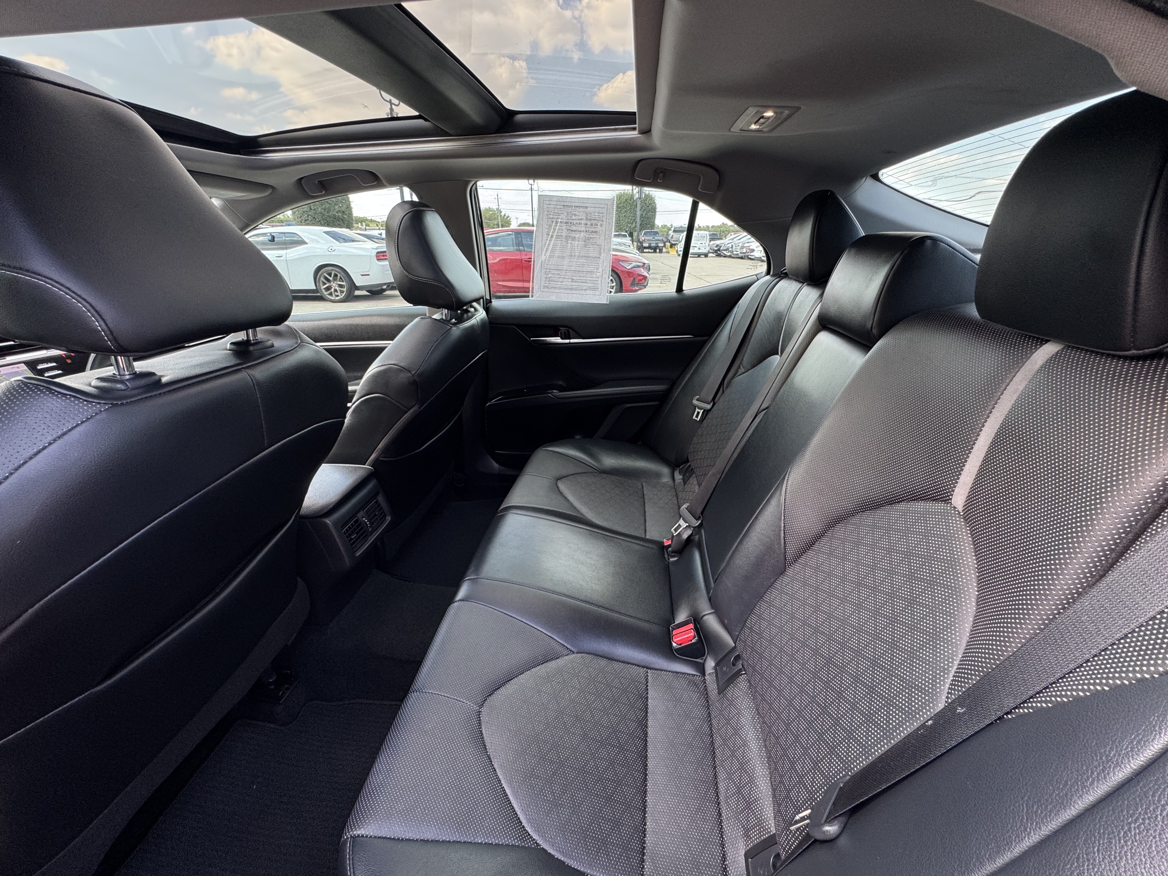 2020 Toyota Camry-4 Cyl. Sedan 4D SE - Image 25