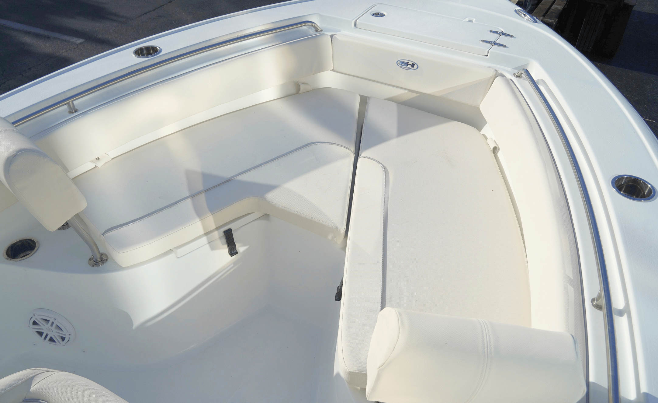 2027 SEA HUNT ULTRA 219 - Image 28