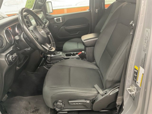 2021 Jeep Gladiator Crew Cab Rubicon 4WD - Image 21