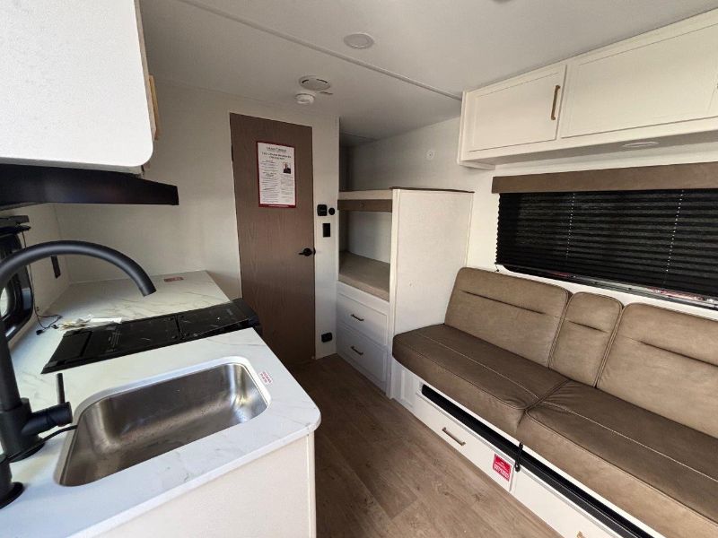 2026 Grand Design Transcend ONE 151BH - Image 3